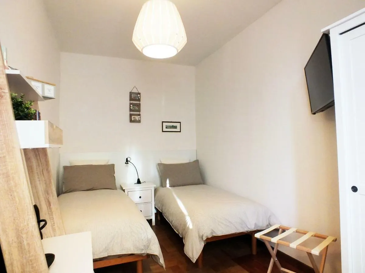 Sleep & Fly Bed and Breakfast Bologna 0*,